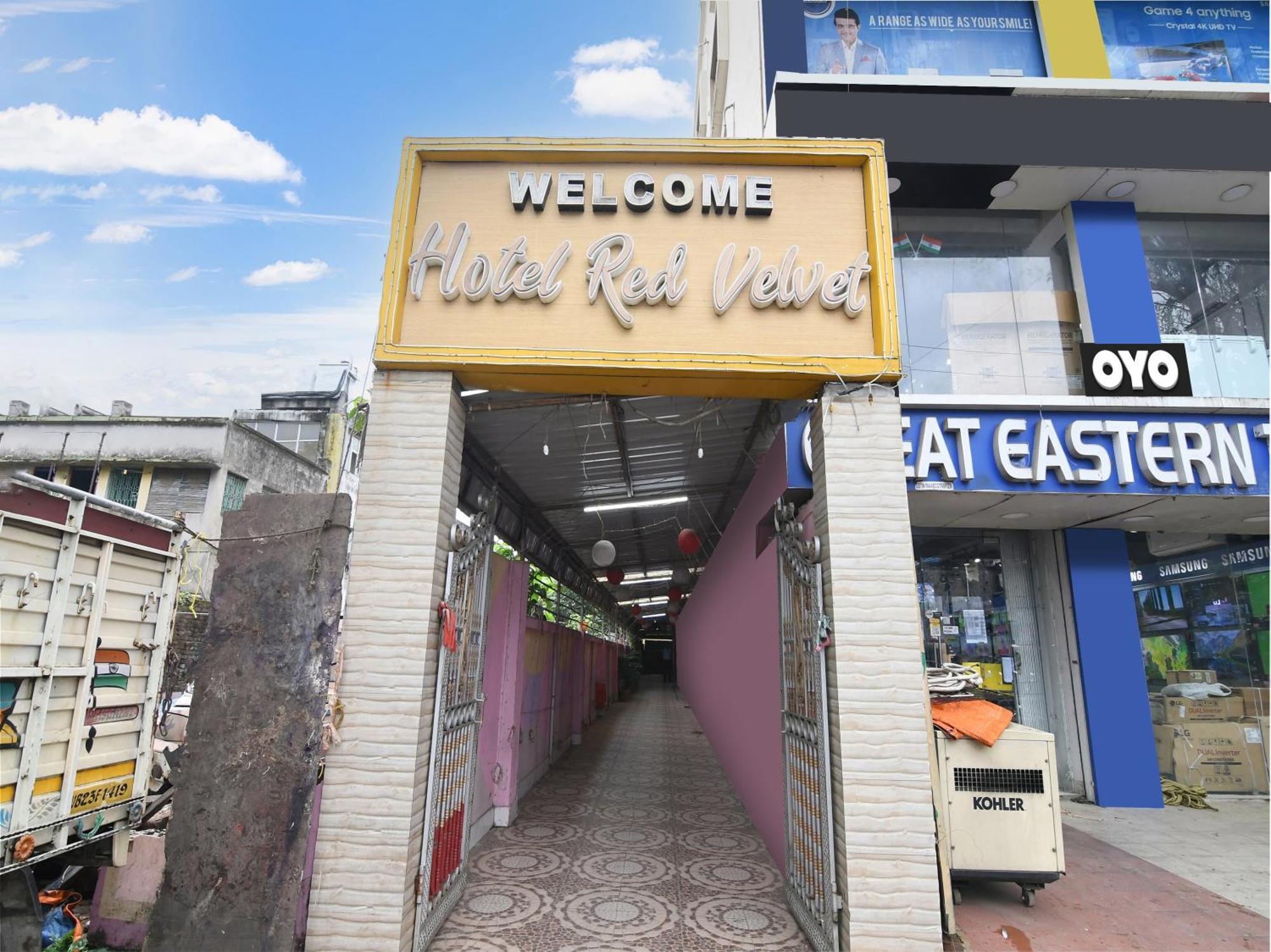 Oyo Flagship Hotel Red Velvet Hugli-Chinsurah Exterior photo