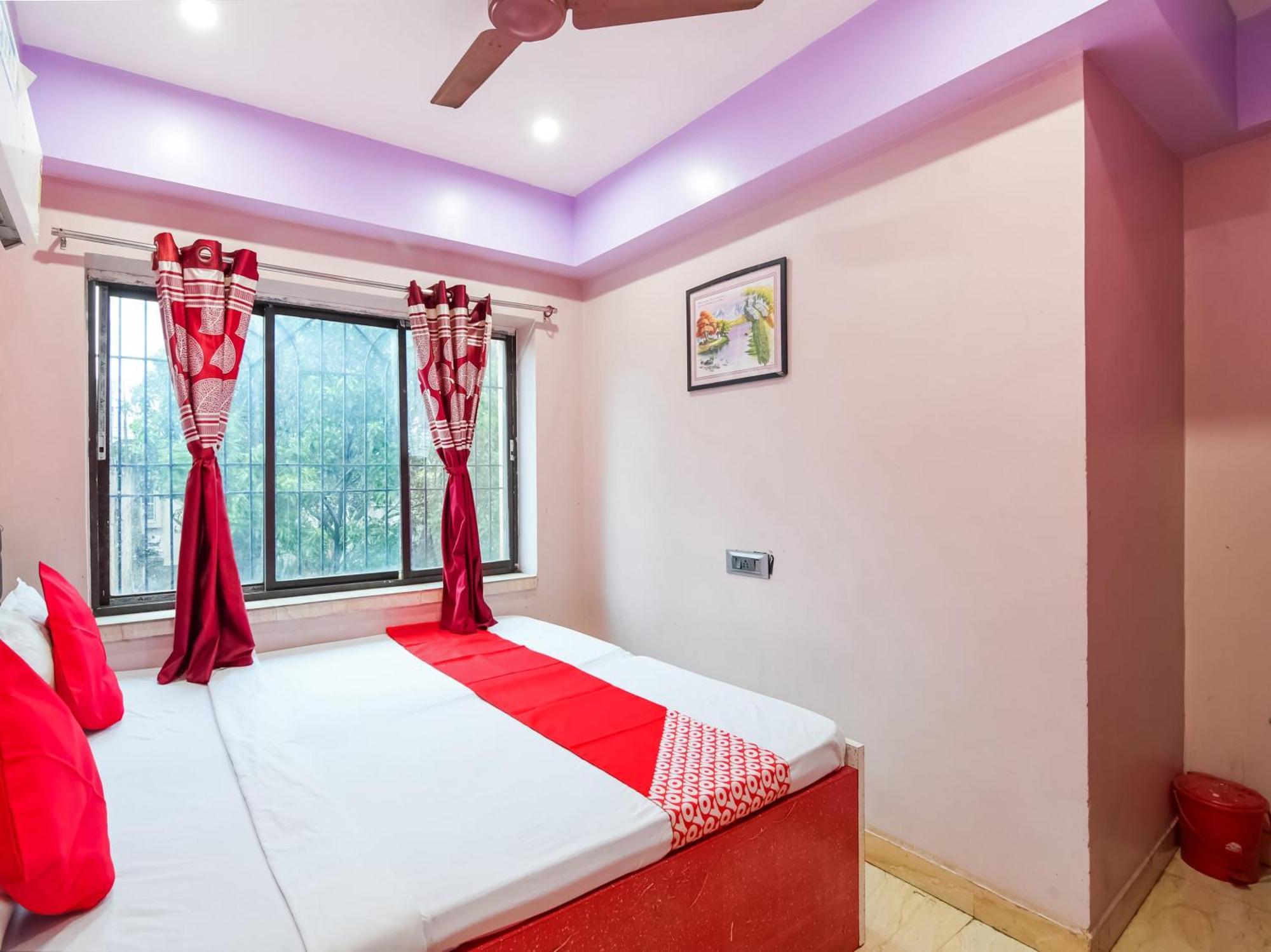 Oyo Flagship Hotel Red Velvet Hugli-Chinsurah Exterior photo