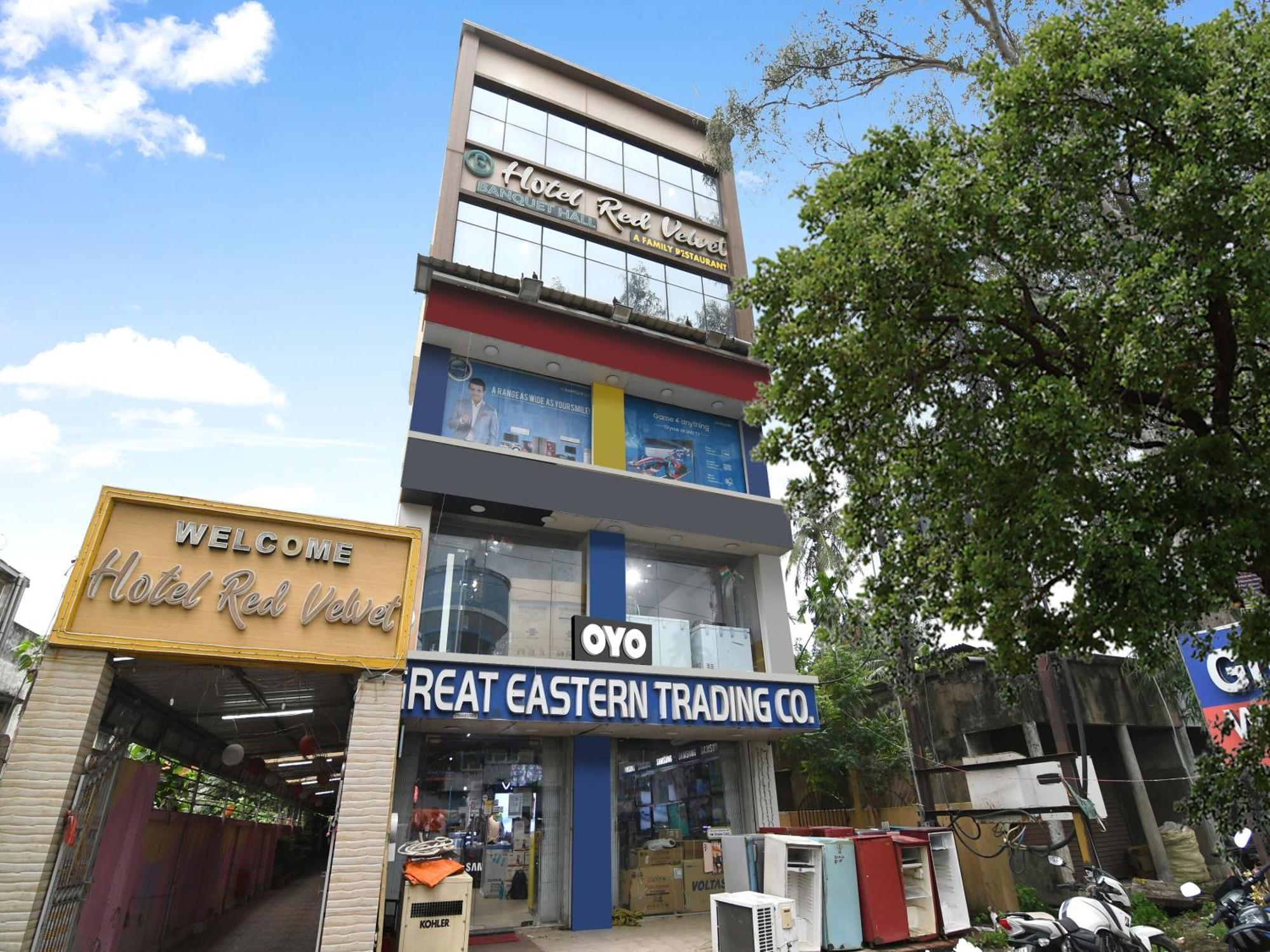 Oyo Flagship Hotel Red Velvet Hugli-Chinsurah Exterior photo